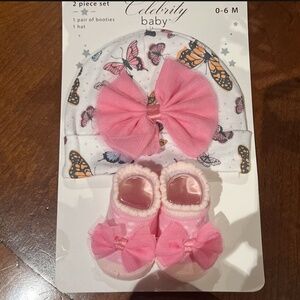 Celebrity Baby 2 piece set Booties Hat Girls size 0-6m